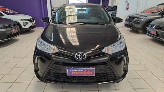 TOYOTA-YARIS-2024