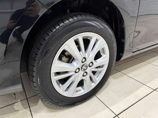 TOYOTA-YARIS-1.5 16V FLEX SEDAN XL PLUS TECH MULTIDRIVE TOYOTA-YARIS-2018