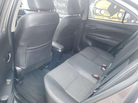 TOYOTA-YARIS-1.5 16V FLEX SEDAN XS CONNECT MULTIDRIVE TOYOTA-YARIS-2022
