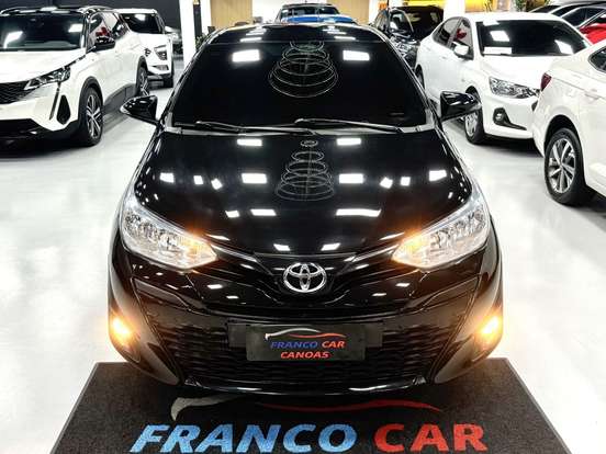 TOYOTA-YARIS-2020