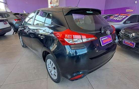 TOYOTA-YARIS-2024