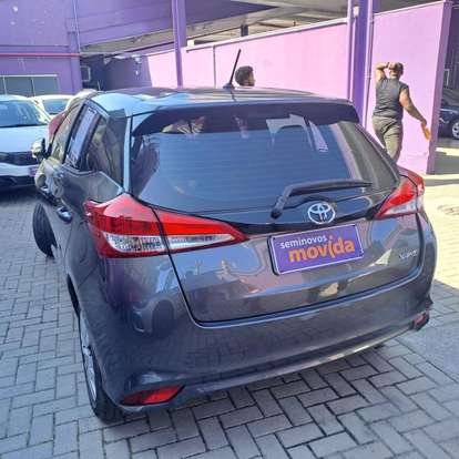 TOYOTA-YARIS-2024