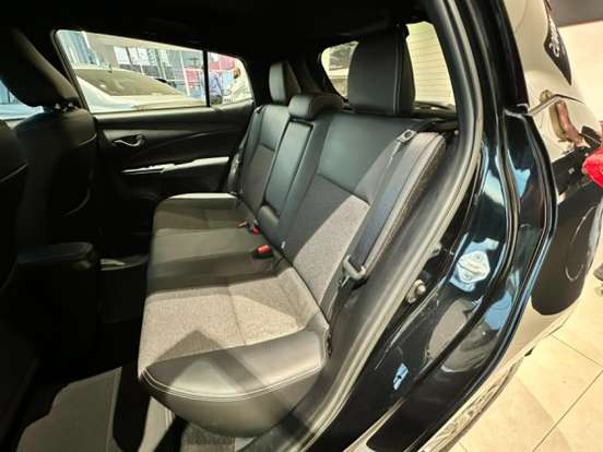TOYOTA-YARIS-2023