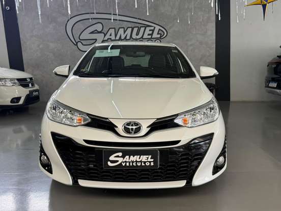 TOYOTA-YARIS-1.5 16V FLEX XS MULTIDRIVE TOYOTA-YARIS-2019