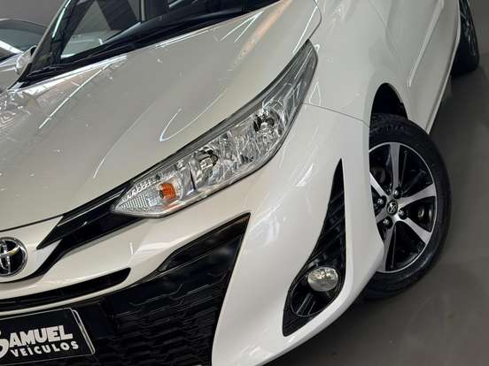 TOYOTA-YARIS-1.5 16V FLEX XS MULTIDRIVE TOYOTA-YARIS-2019