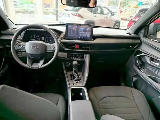TOYOTA-YARIS CROSS-2026
