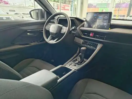 TOYOTA-YARIS CROSS-2026
