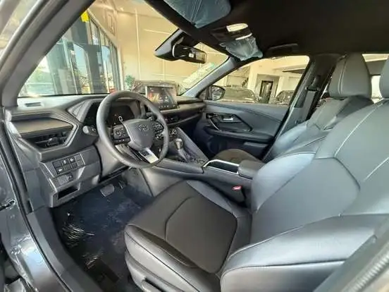 TOYOTA-YARIS CROSS-2026