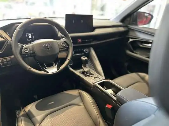 TOYOTA-YARIS CROSS-2026