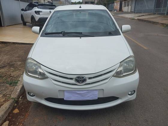 TOYOTA ETIOS 1.3 XS 16V FLEX 4P MANUAL