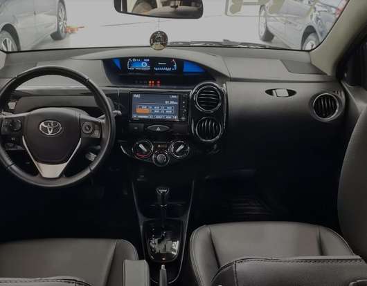 TOYOTA-ETIOS-1.5 XLS 16V FLEX 4P AUTOMÁTICO TOYOTA-ETIOS-2018