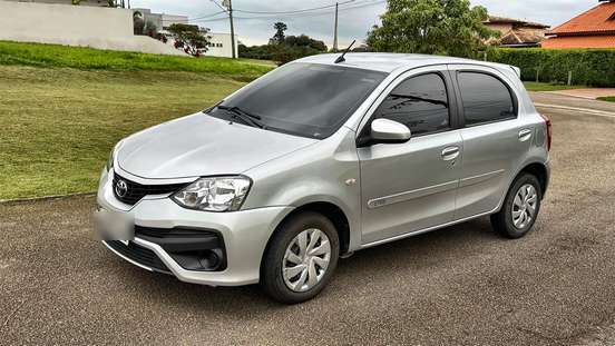 TOYOTA-ETIOS-2017