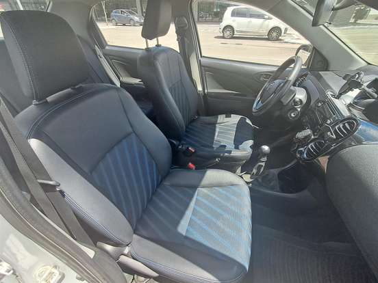TOYOTA-ETIOS-1.5 XS SEDAN 16V FLEX 4P MANUAL TOYOTA-ETIOS-2014