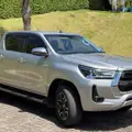 TOYOTA HILUX 2.8 D-4D TURBO DIESEL CD SRX LIMITED 4X4 AUTOMÁTICO TOYOTA HILUX 2.8 D-4D TURBO DIESEL CD SRX LIMITED 4X4 AUTOMÁTICO