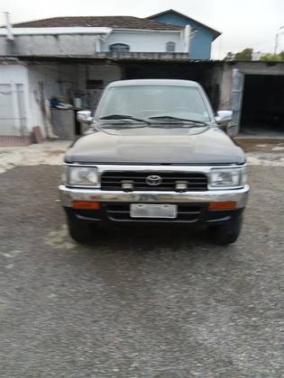 TOYOTA HILUX SW4 2.8 4X4 8V DIESEL 4P MANUAL