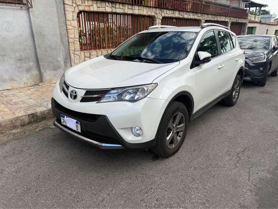 TOYOTA-RAV4-2015