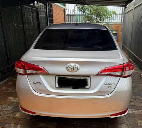 TOYOTA-YARIS-2019