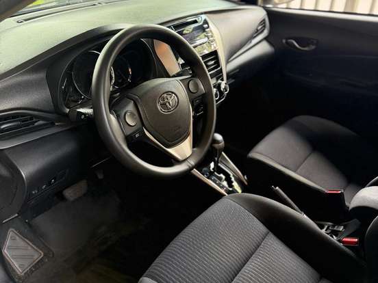 TOYOTA-YARIS-1.5 16V FLEX SEDAN XL MULTIDRIVE TOYOTA-YARIS-2019