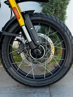 TRIUMPH-SCRAMBLER 400 XC-2025
