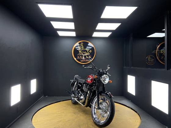 TRIUMPH BONNEVILLE T 100 865 