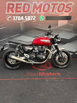 TRIUMPH SPEED TWIN 