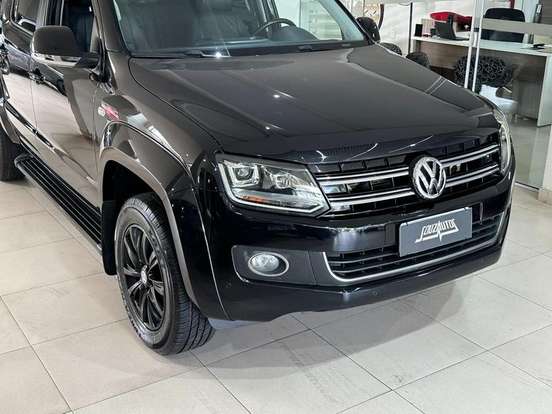 VOLKSWAGEN-AMAROK-2016