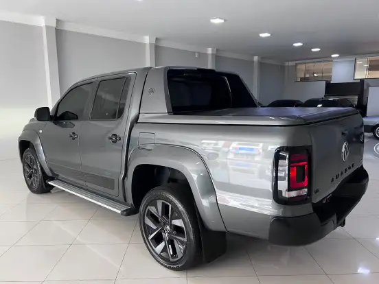 VOLKSWAGEN-AMAROK-2024