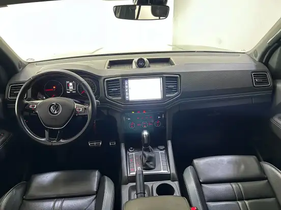 VOLKSWAGEN-AMAROK-2024