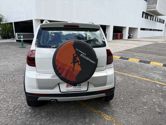VOLKSWAGEN-CROSSFOX-2012