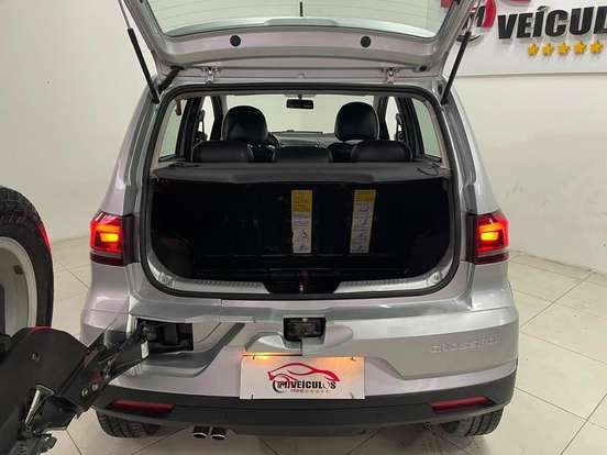 VOLKSWAGEN-CROSSFOX-1.6 MSI FLEX 16V 4P MANUAL VOLKSWAGEN-CROSSFOX-2015