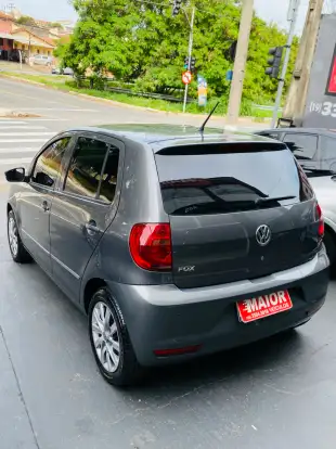 VOLKSWAGEN-FOX-2010