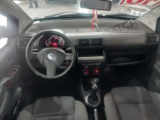 VOLKSWAGEN-FOX-1.0 MI TREND 8V FLEX 4P MANUAL VOLKSWAGEN-FOX-2009