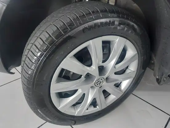 VOLKSWAGEN-FOX-1.0 MI TREND 8V FLEX 4P MANUAL VOLKSWAGEN-FOX-2009