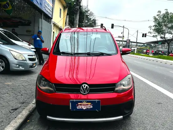 VOLKSWAGEN-FOX-2010