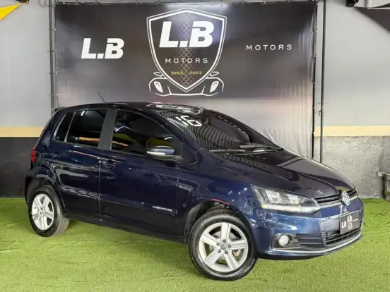 VOLKSWAGEN-FOX-2015