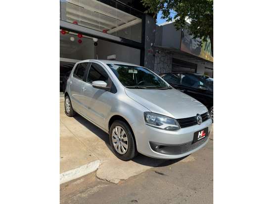 VOLKSWAGEN-FOX-2013