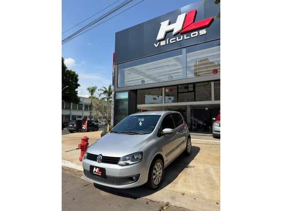 VOLKSWAGEN-FOX-1.0 MI 8V FLEX 4P MANUAL VOLKSWAGEN-FOX-2013