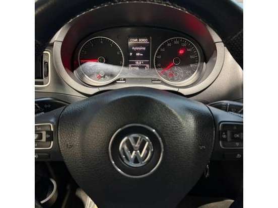 VOLKSWAGEN-FOX-2013