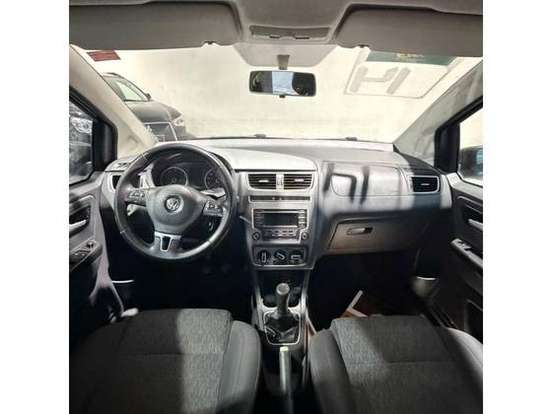 VOLKSWAGEN-FOX-2013