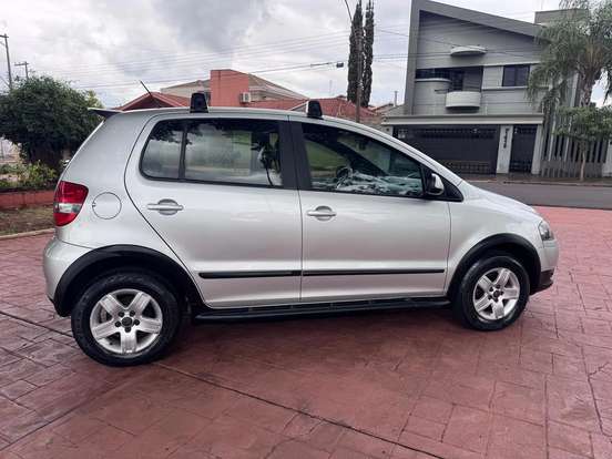 VOLKSWAGEN-FOX-1.0 MI SUNRISE 8V FLEX 4P MANUAL VOLKSWAGEN-FOX-2009