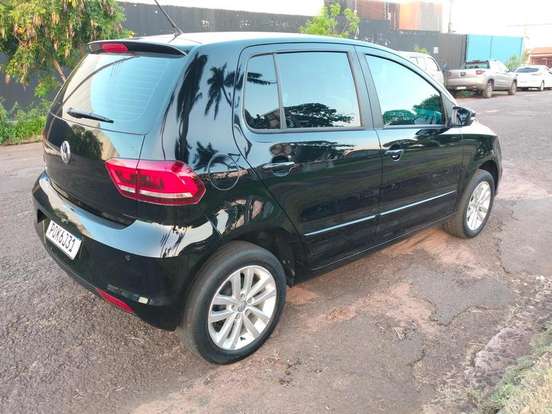 VOLKSWAGEN-FOX-2017