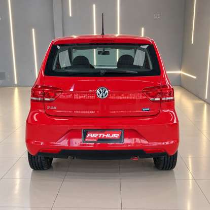VOLKSWAGEN-FOX-2016