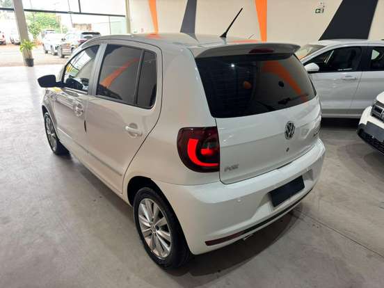 VOLKSWAGEN-FOX-1.6 MI PRIME 8V FLEX 4P AUTOMATIZADO VOLKSWAGEN-FOX-2012