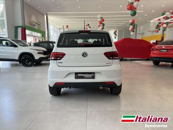 VOLKSWAGEN-FOX-2019