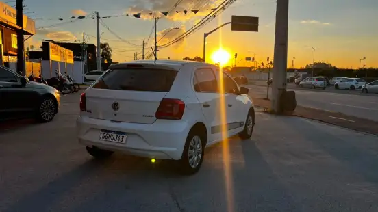 VOLKSWAGEN-GOL-2022