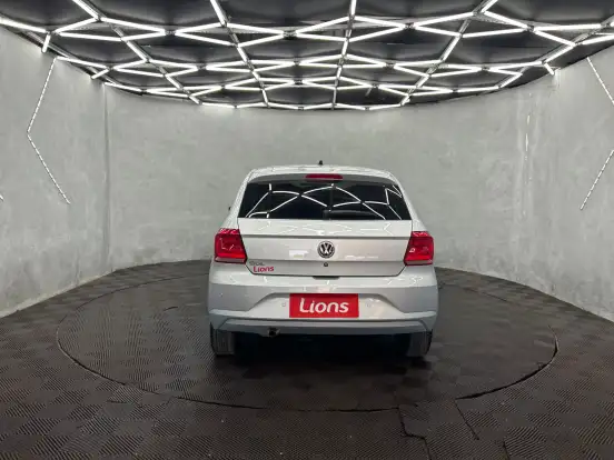 VOLKSWAGEN-GOL-2022