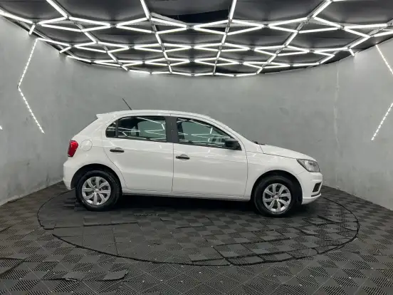 VOLKSWAGEN-GOL-2022