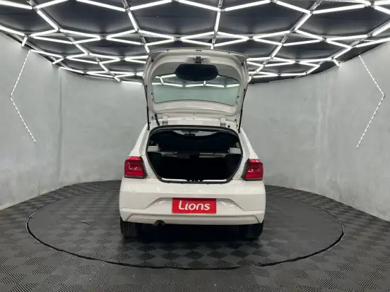 VOLKSWAGEN-GOL-2023