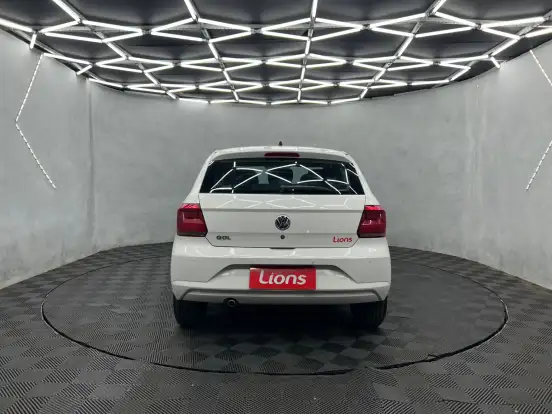 VOLKSWAGEN-GOL-2022