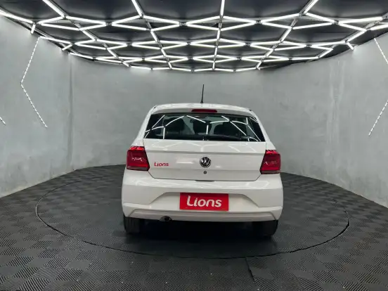 VOLKSWAGEN-GOL-2022